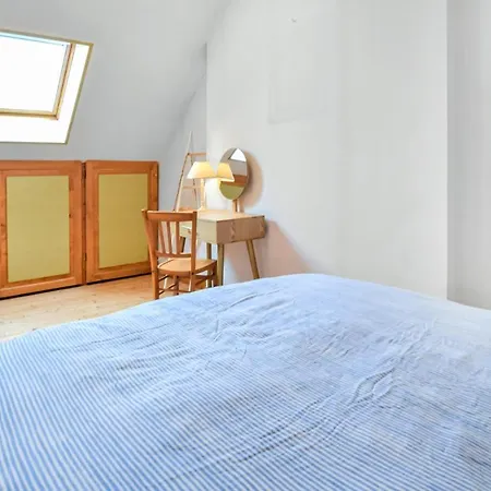 3 Bedroom Awesome In *