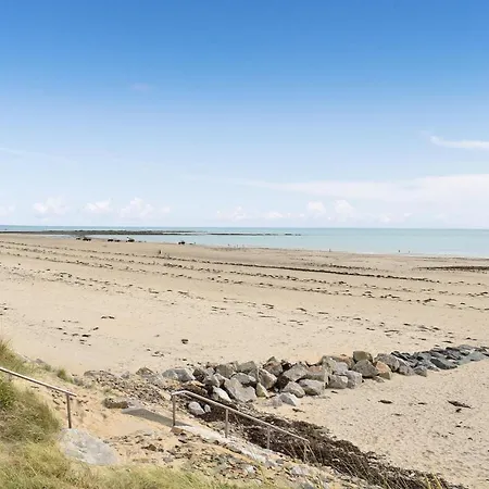 3 Bedroom Awesome In Holiday home Creances