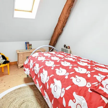 3 Bedroom Awesome In Holiday home Creances
